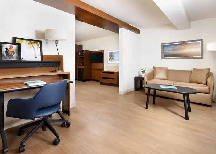 Fairfield Inn & Suites By Marriott Key West At The Keys Collection